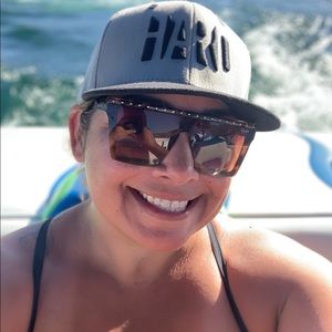 Meet your Posher, Regina